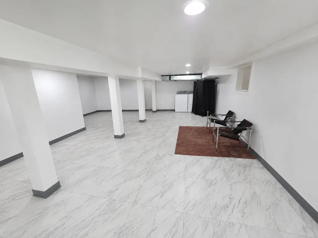 5020 West Ohio Street Chicago IL 60644
