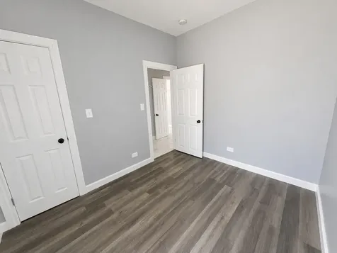 5020 West Ohio Street Chicago IL 60644