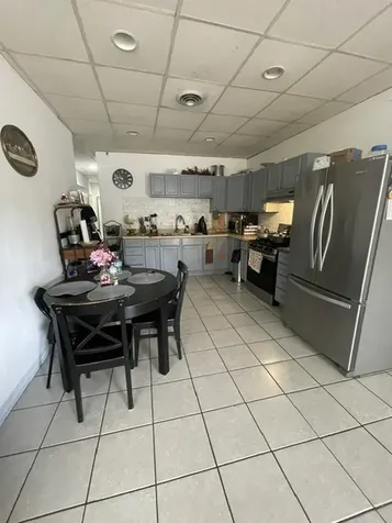 4200 West Hirsch Street Chicago IL 60651