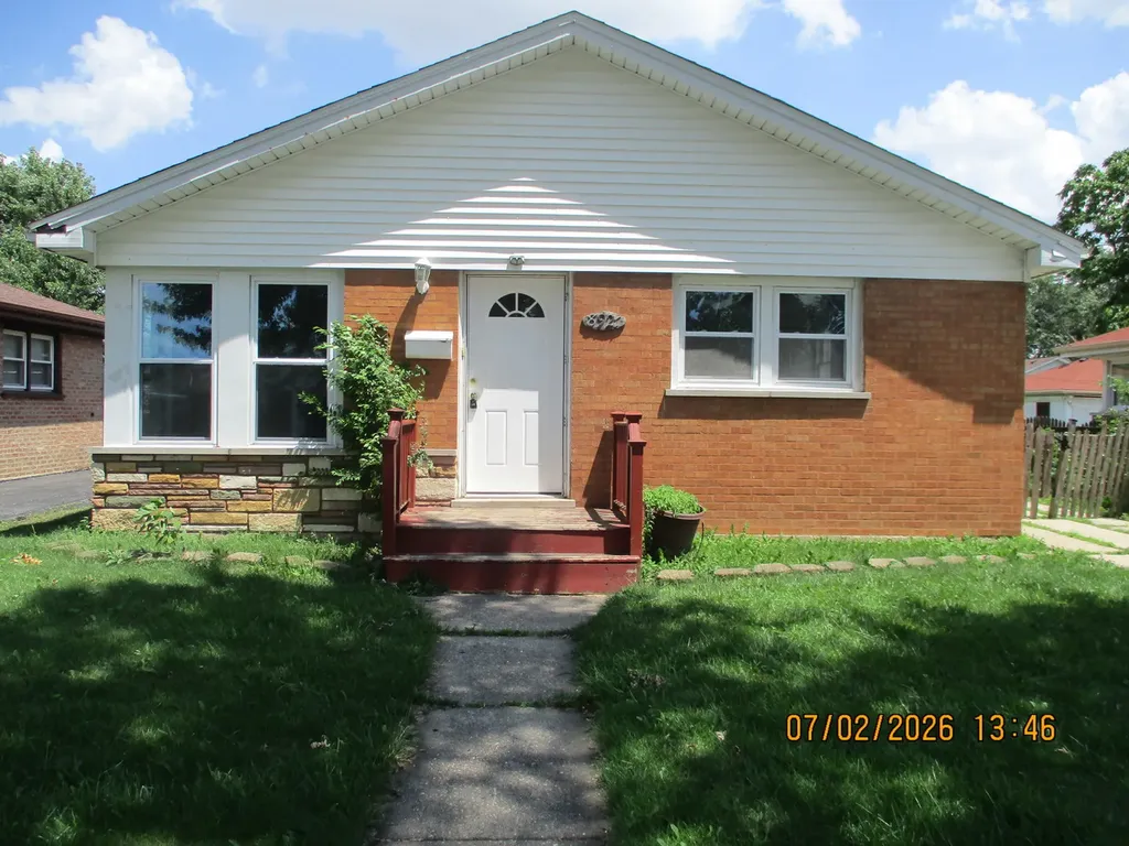 8921 Sproat Avenue Oak Lawn IL 60453