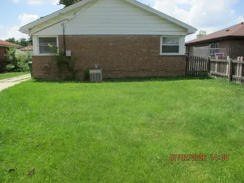 8921 Sproat Avenue Oak Lawn IL 60453