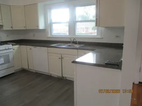 8921 Sproat Avenue Oak Lawn IL 60453