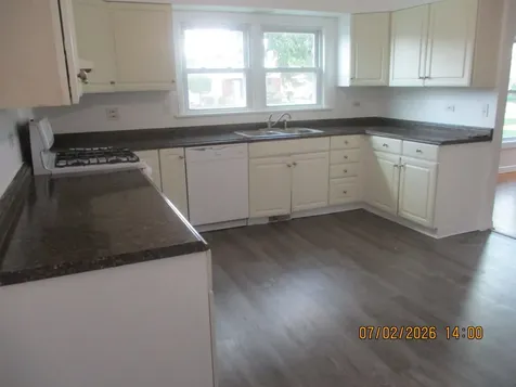 8921 Sproat Avenue Oak Lawn IL 60453