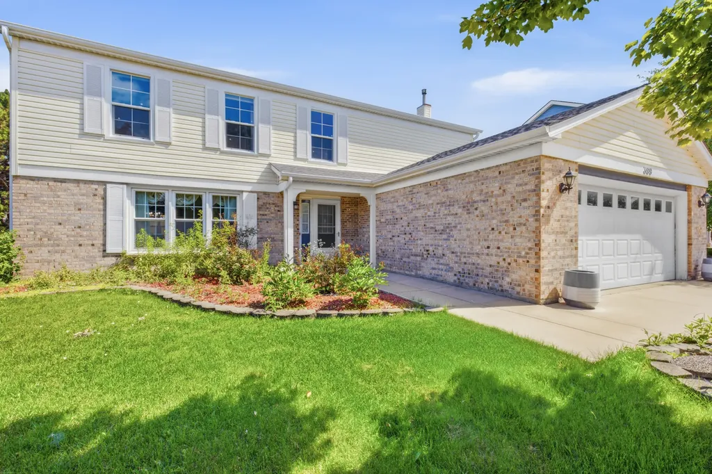 399 Stonewood Circle Carol Stream IL 60188