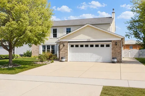 399 Stonewood Circle Carol Stream IL 60188