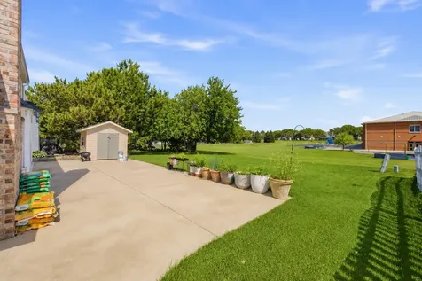 399 Stonewood Circle Carol Stream IL 60188