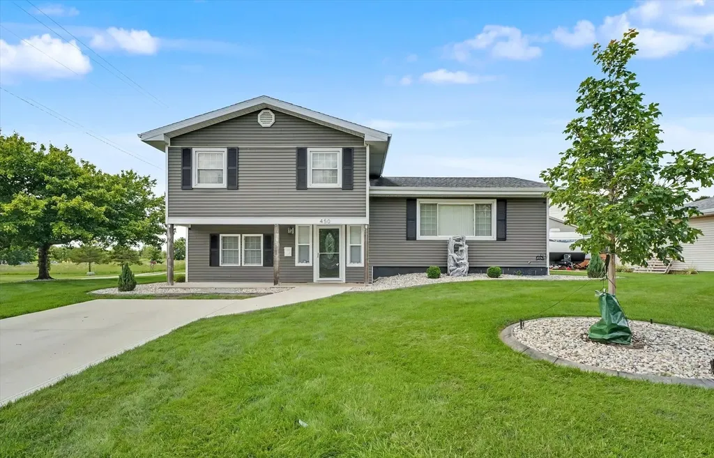 450 John Street Paxton IL 60957