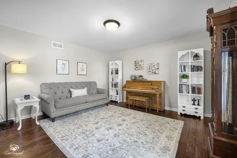 1803 Chestnut Hill Road Plainfield IL 60586