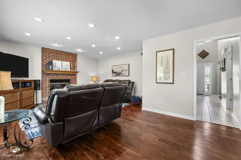 1803 Chestnut Hill Road Plainfield IL 60586