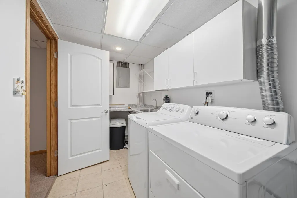 2550 West 112th Street Chicago IL 60655