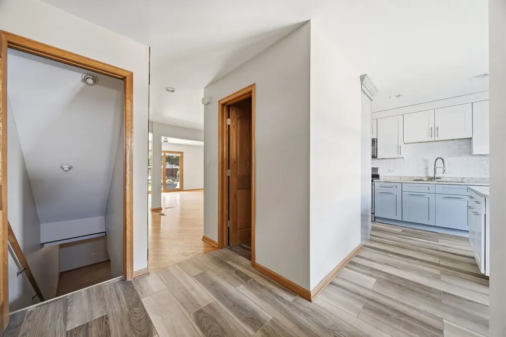 2550 West 112th Street Chicago IL 60655