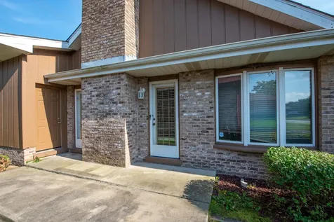 1960 185TH Street Lansing IL 60438