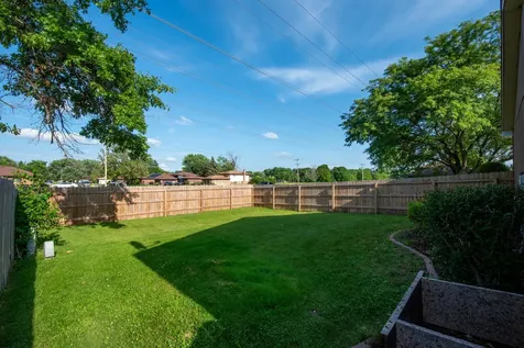 1960 185TH Street Lansing IL 60438