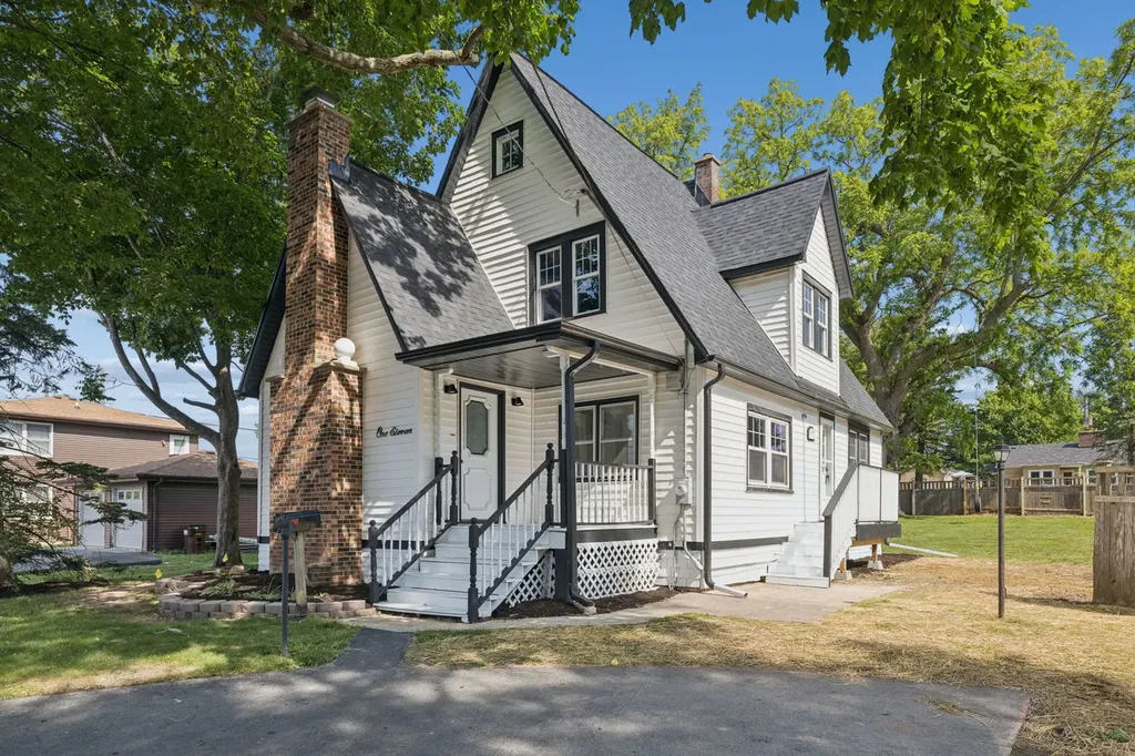 111 Oak Street New Lenox IL 60451