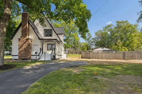 111 Oak Street New Lenox IL 60451