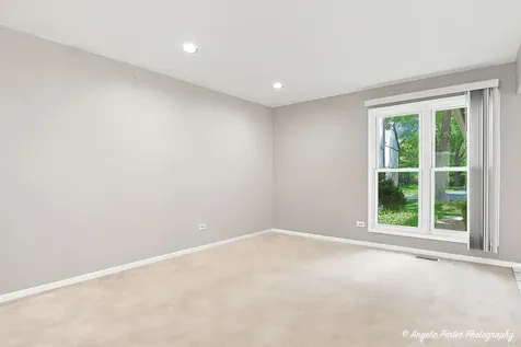 246 Shadowbend Drive Wheeling IL 60090