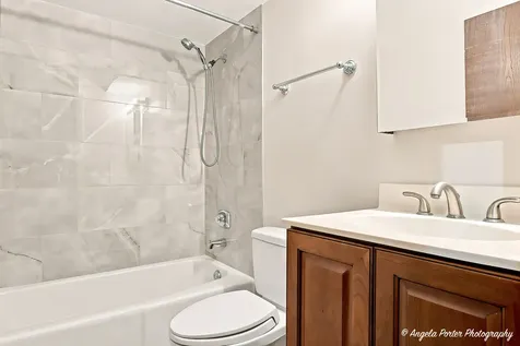 246 Shadowbend Drive Wheeling IL 60090