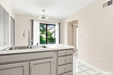 246 Shadowbend Drive Wheeling IL 60090