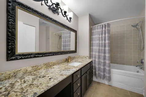 396 Littleton Trail Elgin IL 60120