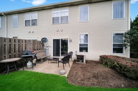 396 Littleton Trail Elgin IL 60120
