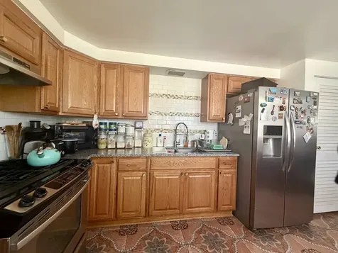 2210 Hermon Avenue Zion IL 60099