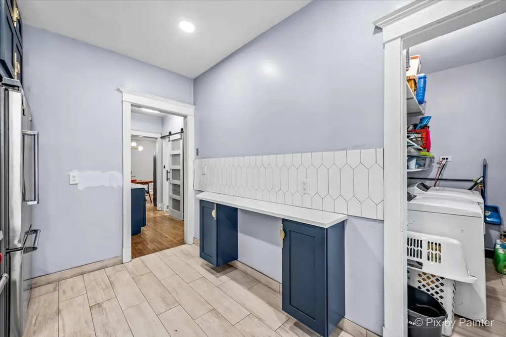 1209 East 53rd Street Chicago IL 60615