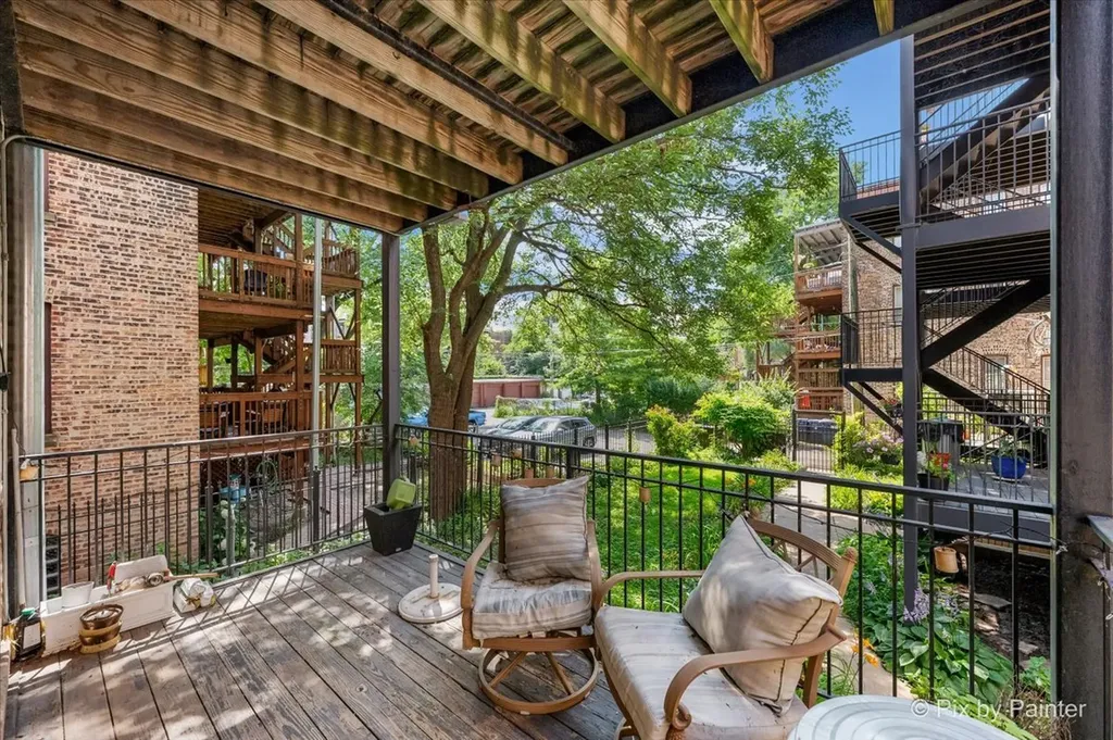 1209 East 53rd Street Chicago IL 60615
