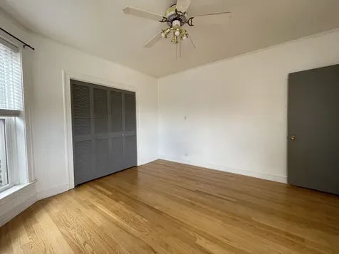 5832 North Virginia Avenue Chicago IL 60659