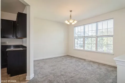 69 Melrose Court South Elgin IL 60177