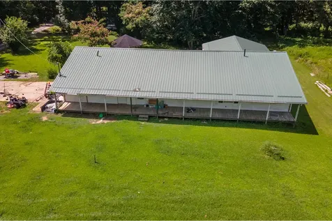 18680 Galatia Post Road Marion IL 62959