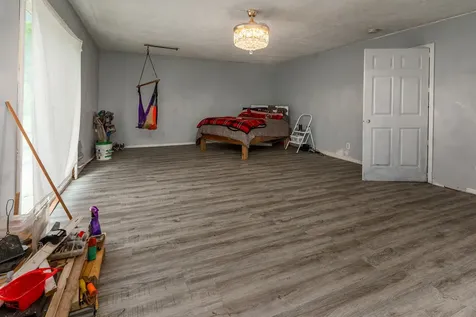 18680 Galatia Post Road Marion IL 62959