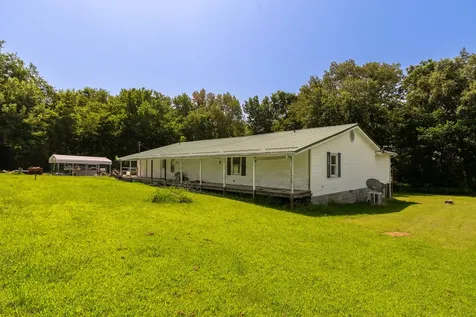 18680 Galatia Post Road Marion IL 62959