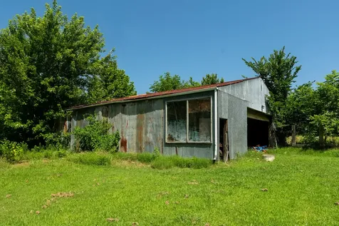 18680 Galatia Post Road Marion IL 62959