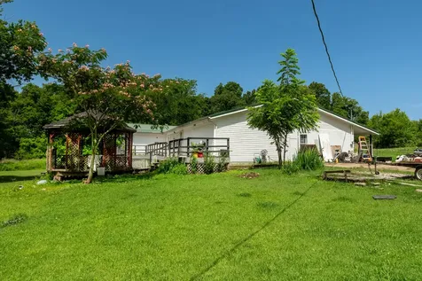 18680 Galatia Post Road Marion IL 62959