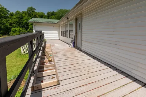 18680 Galatia Post Road Marion IL 62959