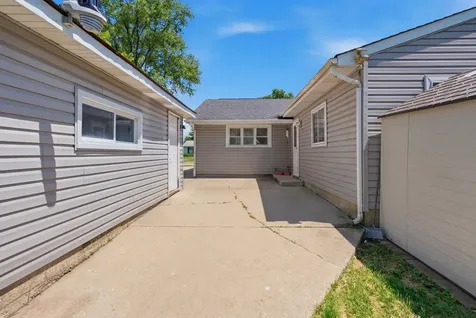 504 Rambler Lane Streamwood IL 60107