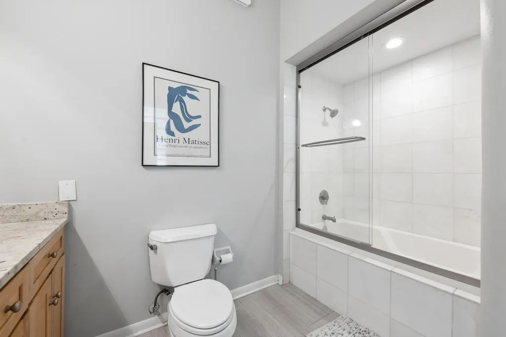 812 West Van Buren Street Chicago IL 60607