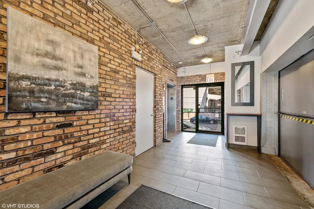 812 West Van Buren Street Chicago IL 60607