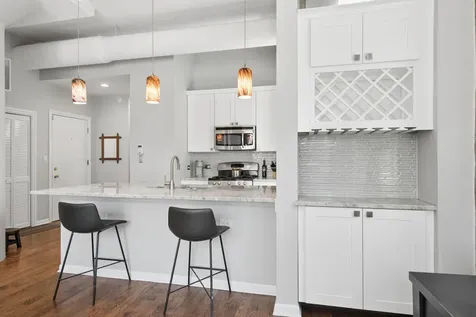 812 West Van Buren Street Chicago IL 60607