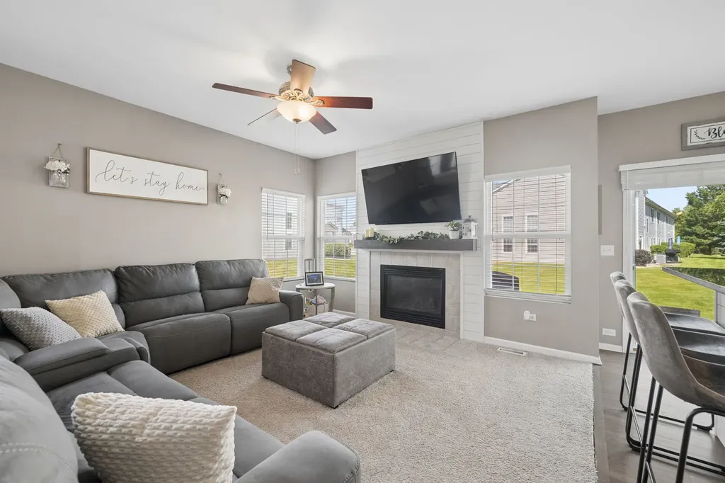 16531 South Windsor Lane Lockport IL 60441