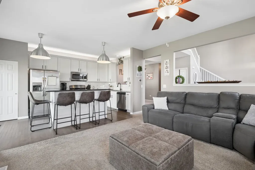 16531 South Windsor Lane Lockport IL 60441