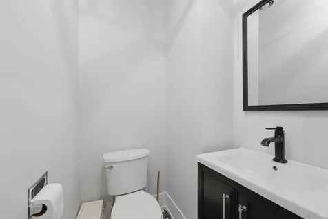 6226 North Le Mai Avenue Chicago IL 60646