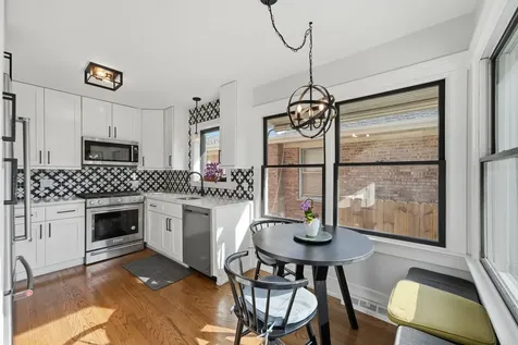 6226 North Le Mai Avenue Chicago IL 60646