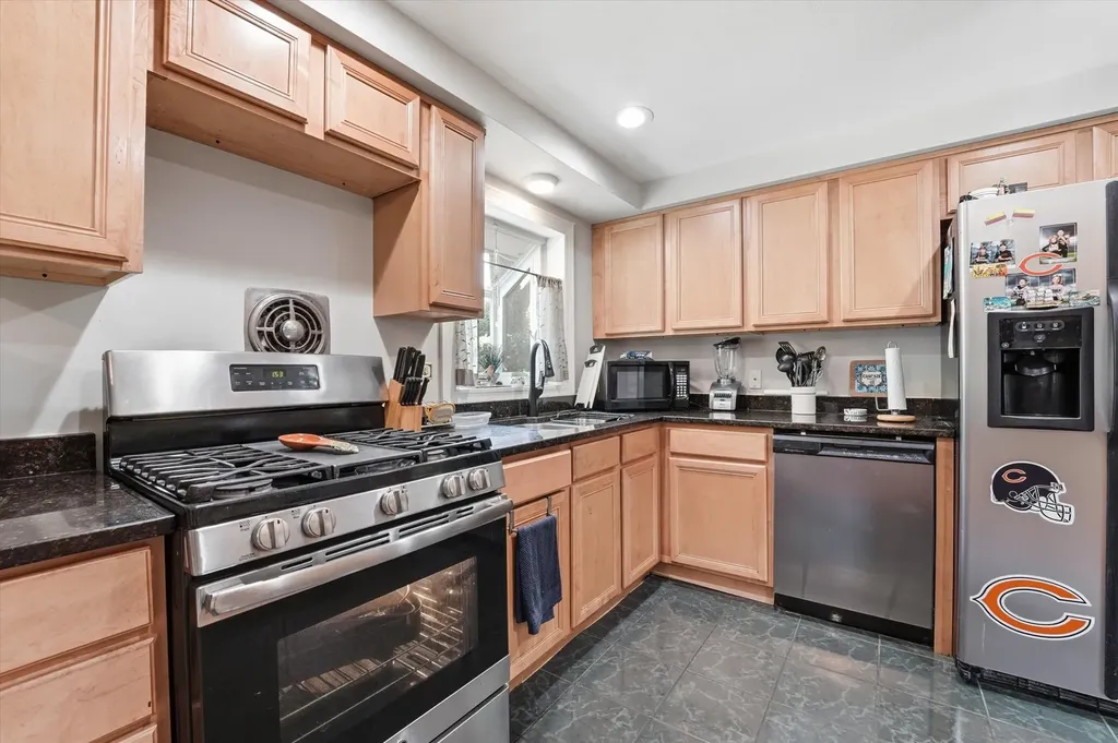 1509 Chatham Lane Schaumburg IL 60193