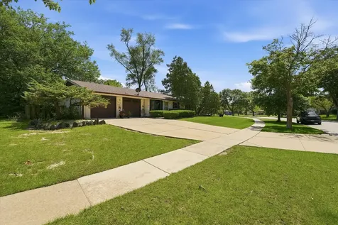 1509 Chatham Lane Schaumburg IL 60193