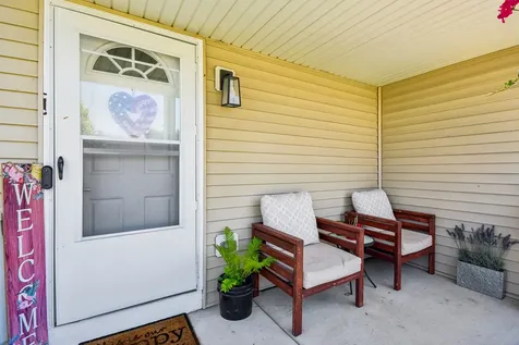 2011 Sunset Court Zion IL 60099