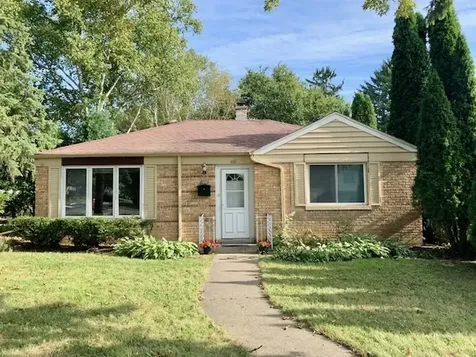 630 East Rockland Road Libertyville IL 60048