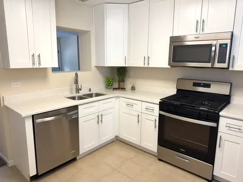630 East Rockland Road Libertyville IL 60048
