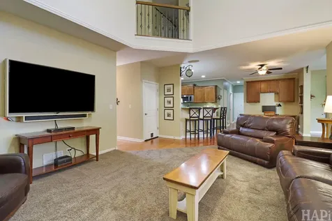 462 East Amberside Drive Elgin IL 60124