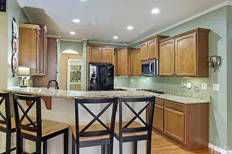 462 East Amberside Drive Elgin IL 60124